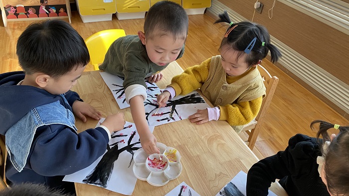 1765076544160188.jpg 0-3岁宝宝如何建立安全感